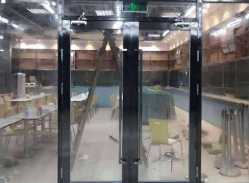 北京玻璃防火门如何定期保养